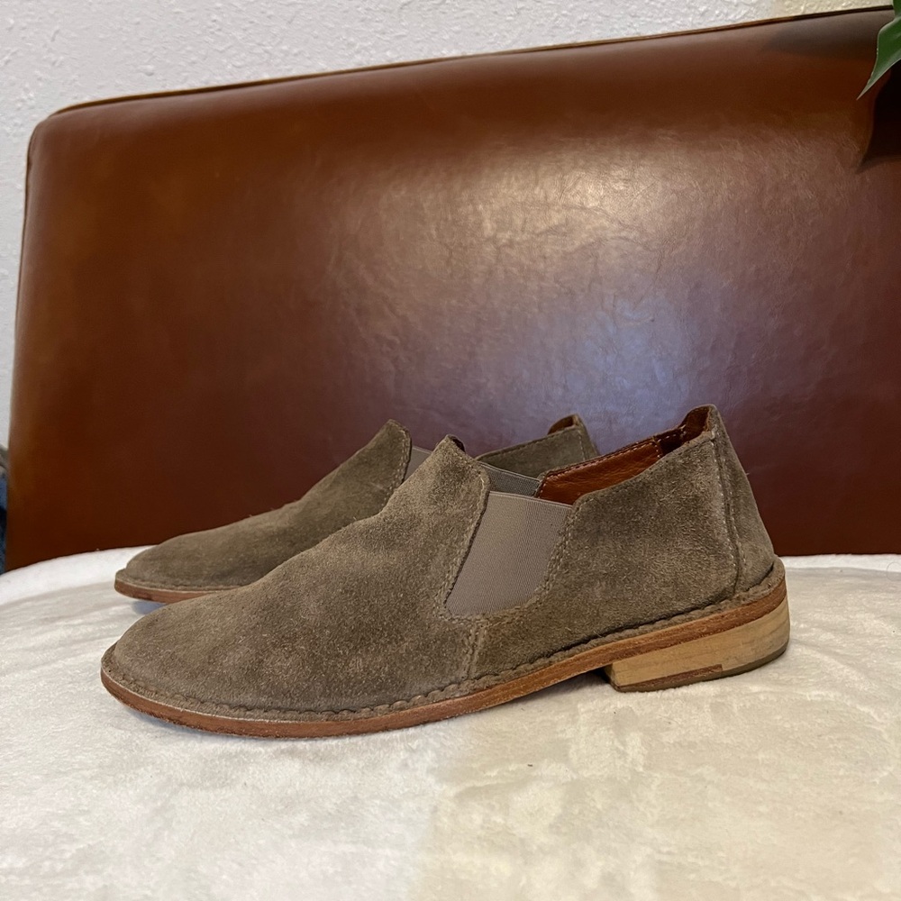 Vince Women's Suede Ankle slip ons size 39 us 8